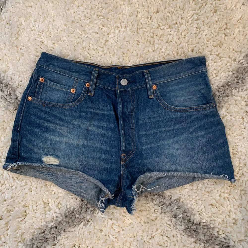 Levi Jean Shorts